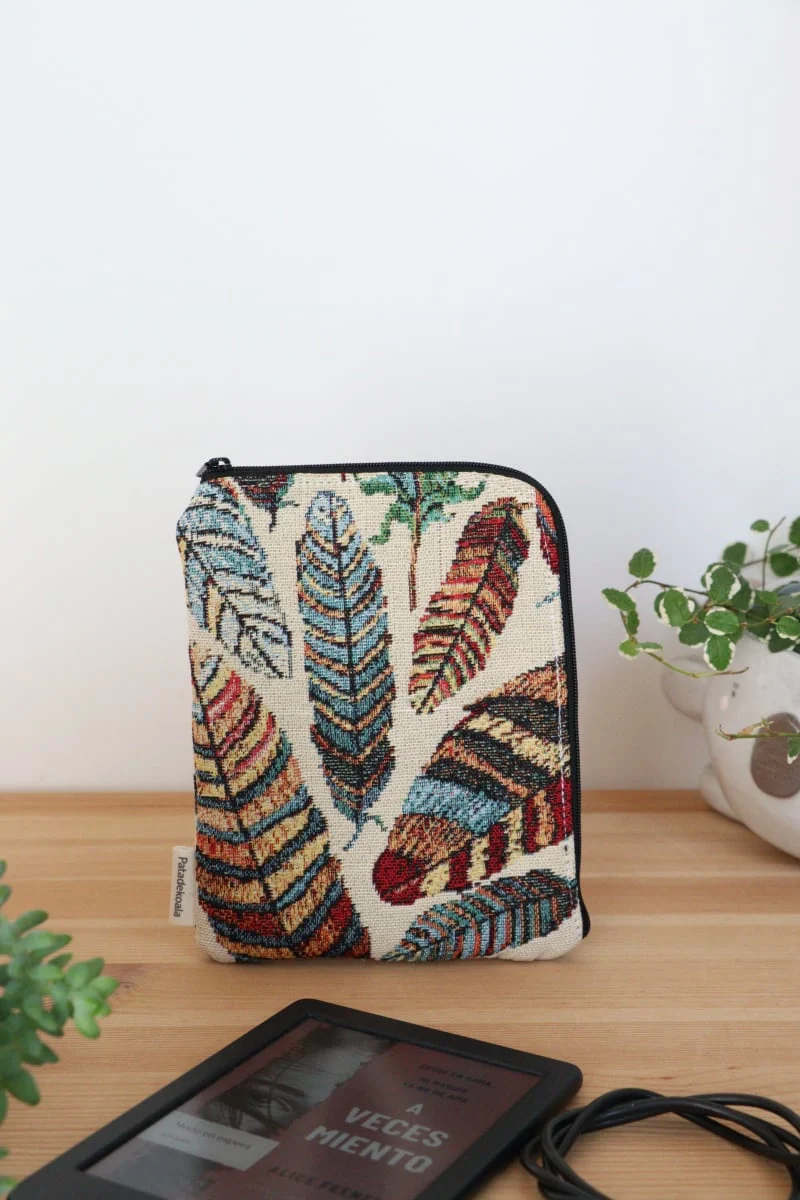 Funda Kobo acolchada Plumas