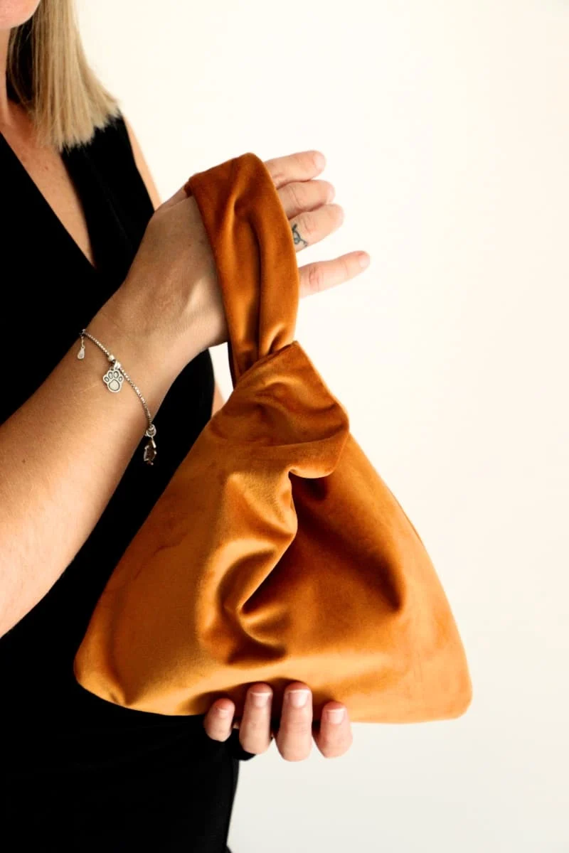 Bolso fiesta terciopelo Ocre