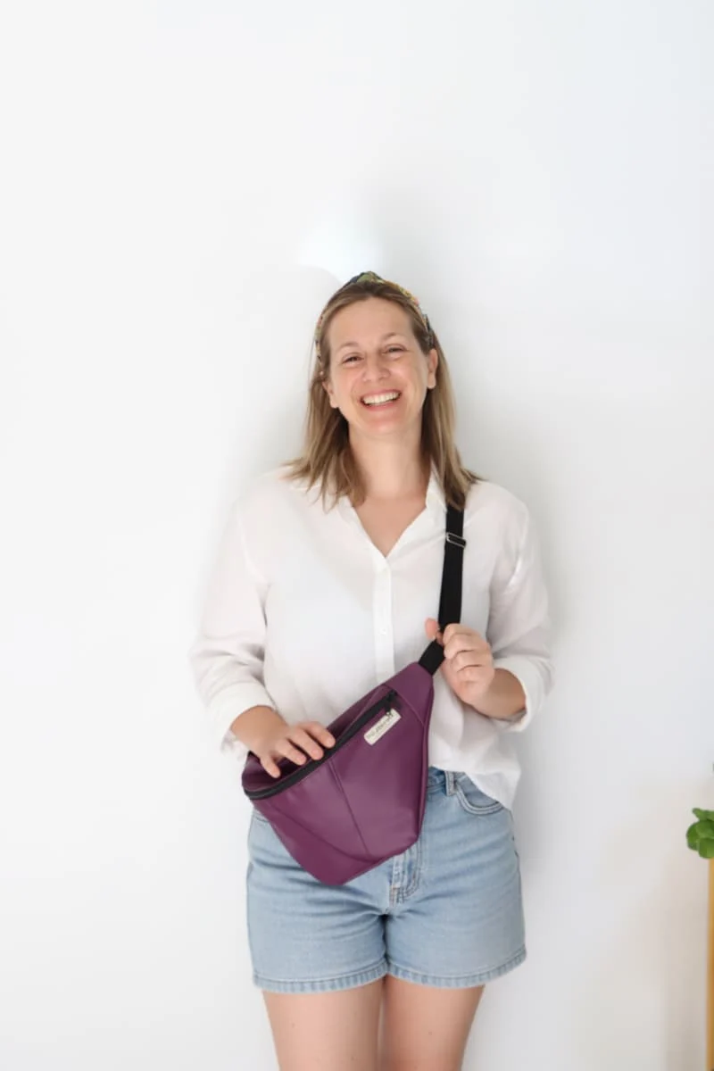 Bolsos riñoneras bandoleras veganas Morada