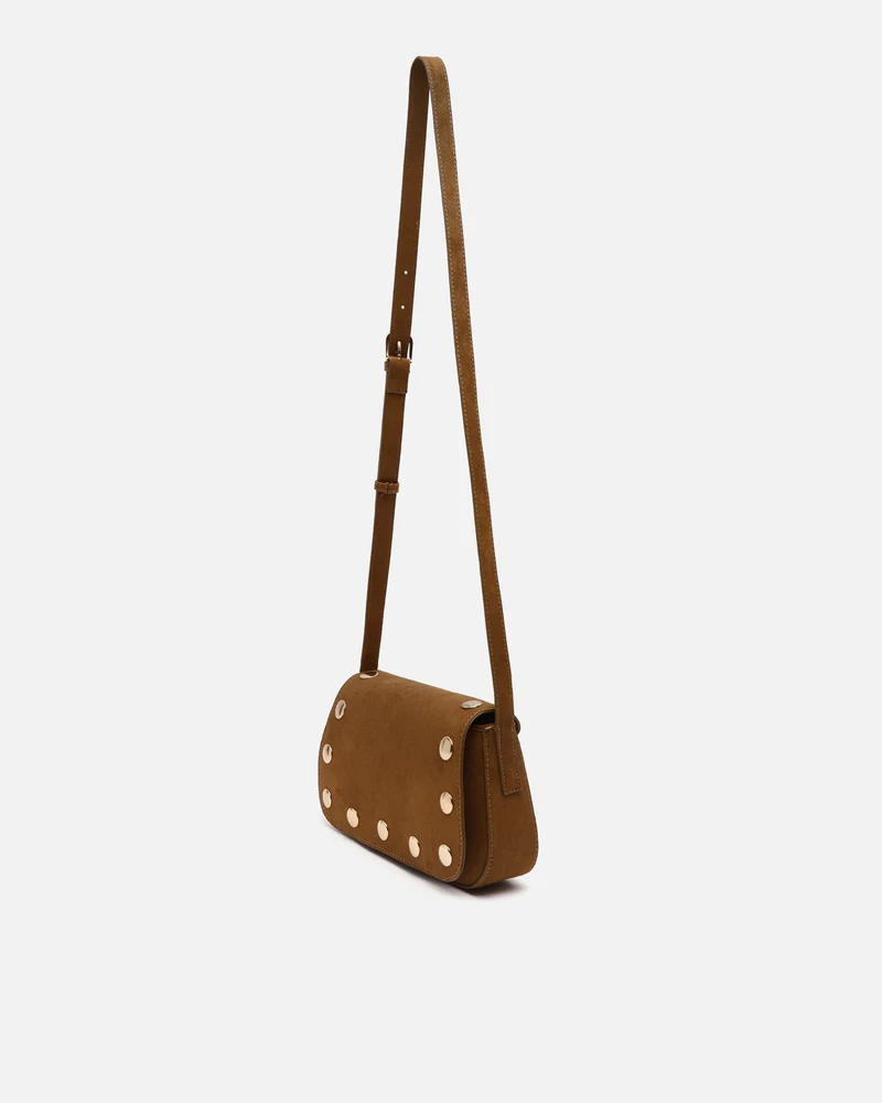Nemu bolso bandolera pequeño efecto ante con detalles metálicos grandes