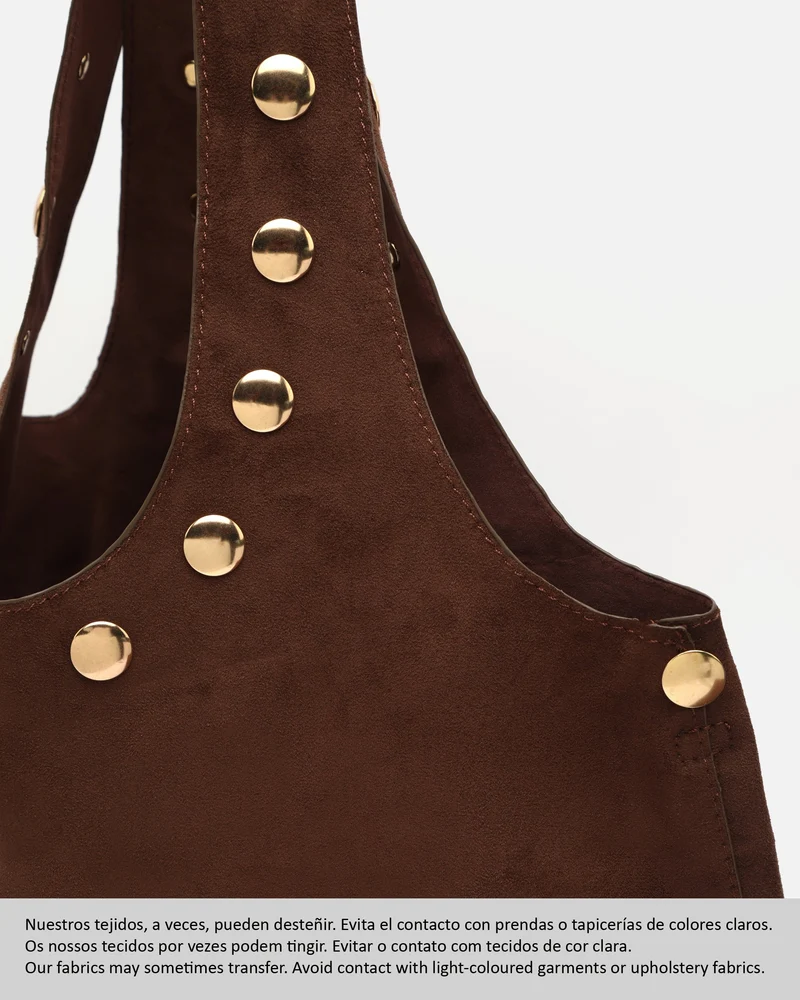 Nemi bolso hobo grande efecto ante con detalles metálicos grandes