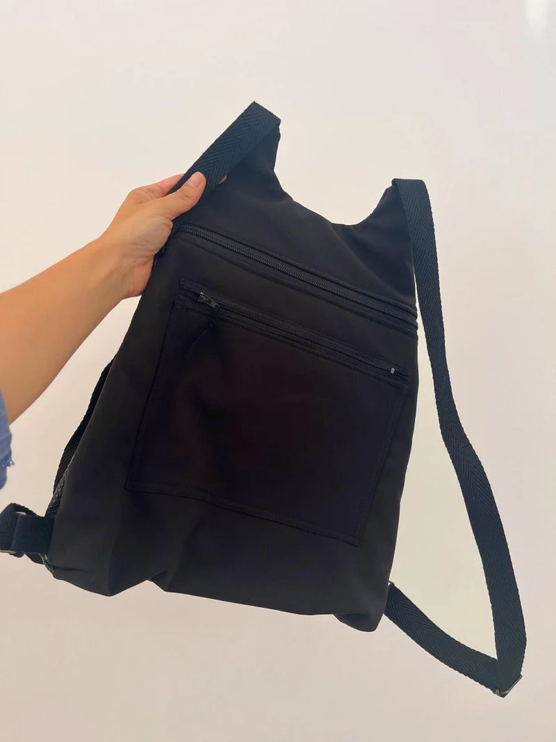 Bolsillo extra con cremallera mochila