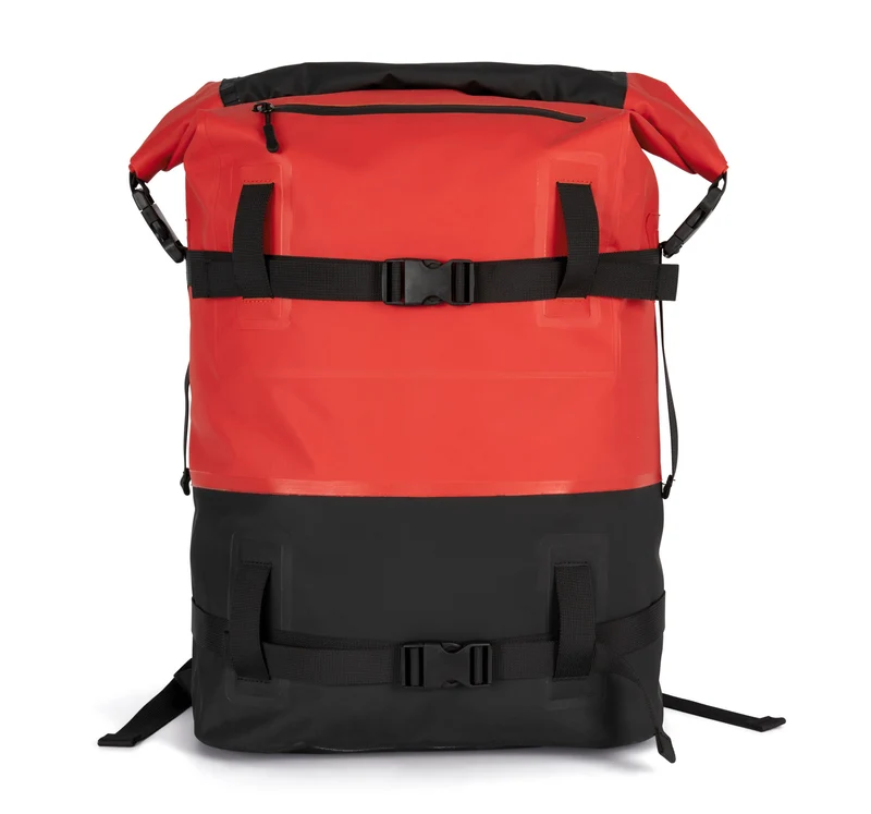Mochila impermeável com fivelas de compressão