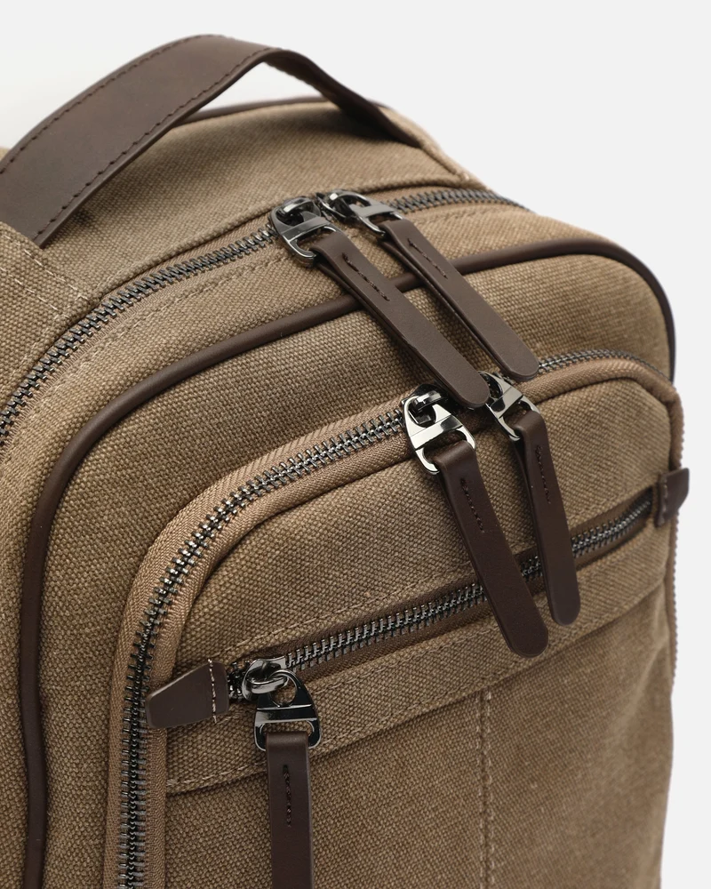 Tirsoti mochila pequeña con bolsillo para portátil 10 pulgadas