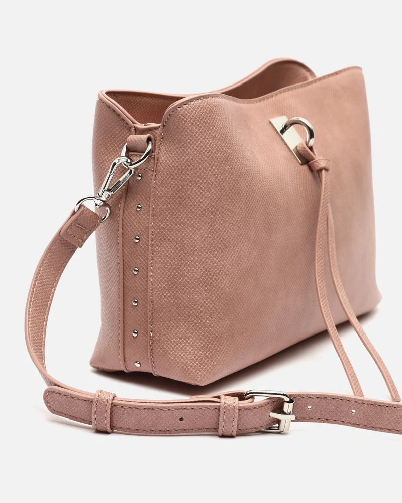 Engri bolso bandolera pequeño con detalles metálicos