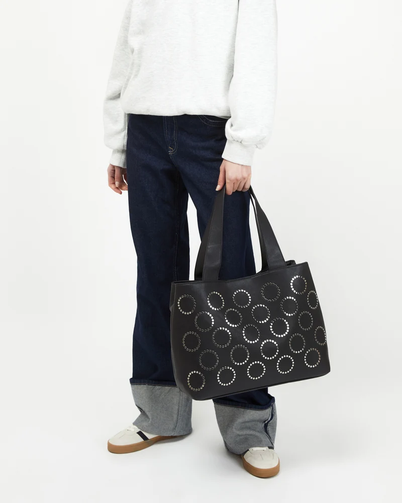 Yura bolso shopper grande con detalles metálicos ED.