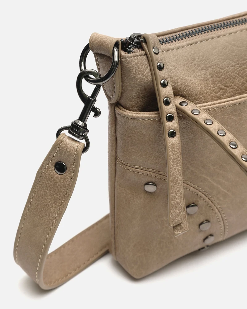 Sereny bolso bandolera pequeño con detalles metálicos