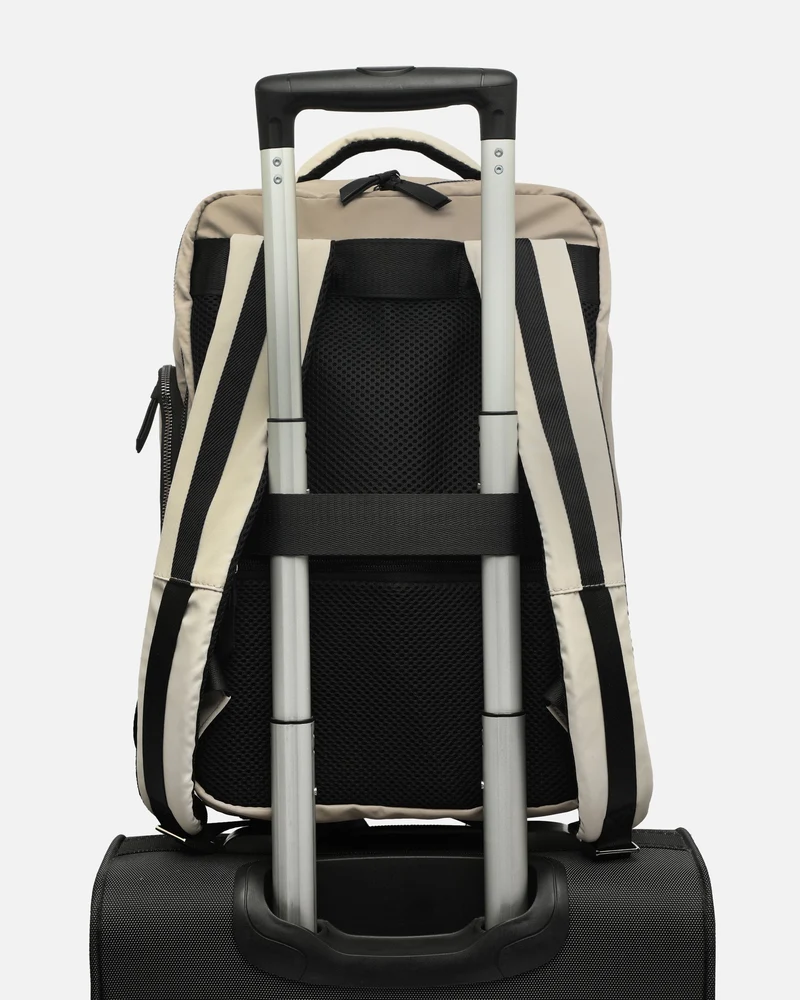 Bristoli mochila de viaje con bolsillo para portátil 15.6 pulgadas