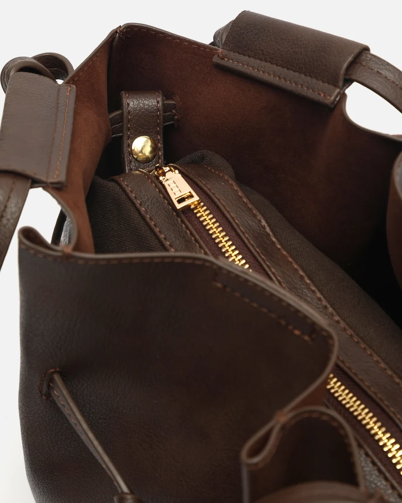 Coraline bolso de hombro grande con neceser extraíble ED.