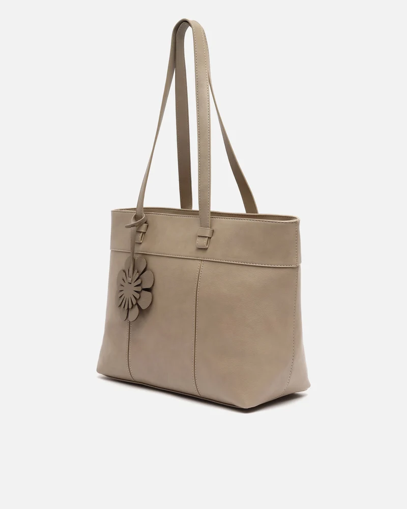 Filiberta bolso shopper grande con detalle colgante ED.