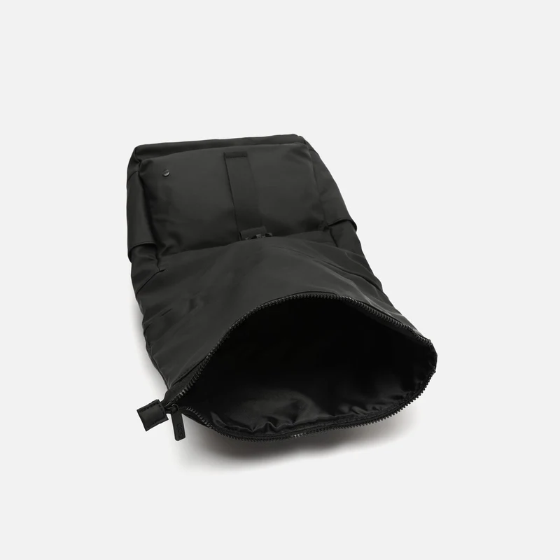 Pasco mochila con solapa en nylon con bolsillo para portátil 15.6 pulgadas