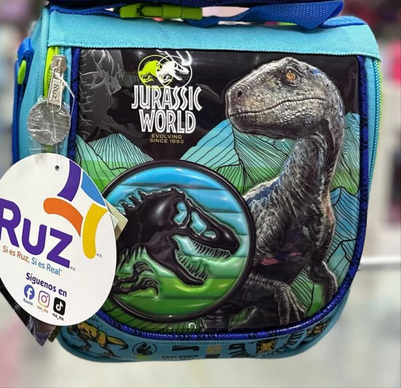 Lonchera Jurassic world Ruz