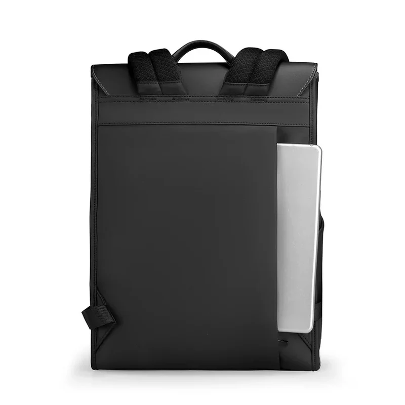 LIAM: Mochila para portátil de 15.6" para el trabajo, los viajes y el uso diario.