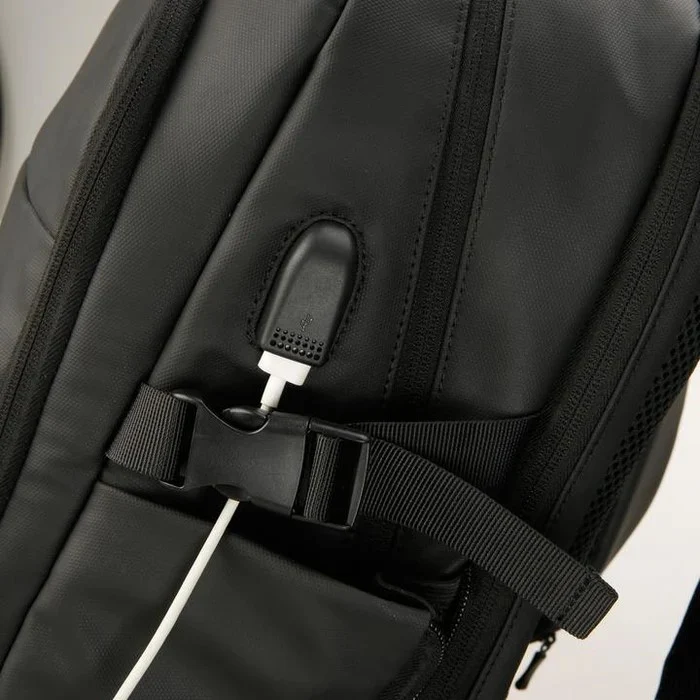 URBANIST: Mochila para portátil de negocios para portátiles de 15.6 pulgadas