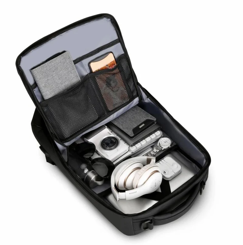 VOYAGER: Mochila espaciosa para portátil, ideal para negocios