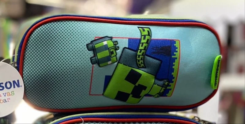 Lapicera Creeper y perro Minecraft chenson