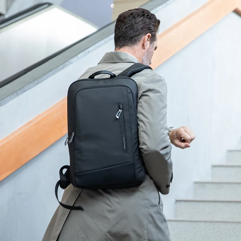 PRESTIGE: Mochila para portátil de 15.6" para el trabajo y los viajes.