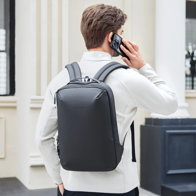OSCAR: Mochila de negocios de 15.6" para uso diario