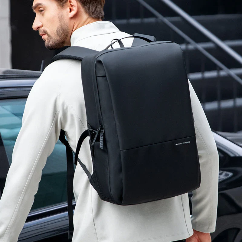 BOSTON: Mochila para portátil de 15.6" para el trabajo y los viajes.