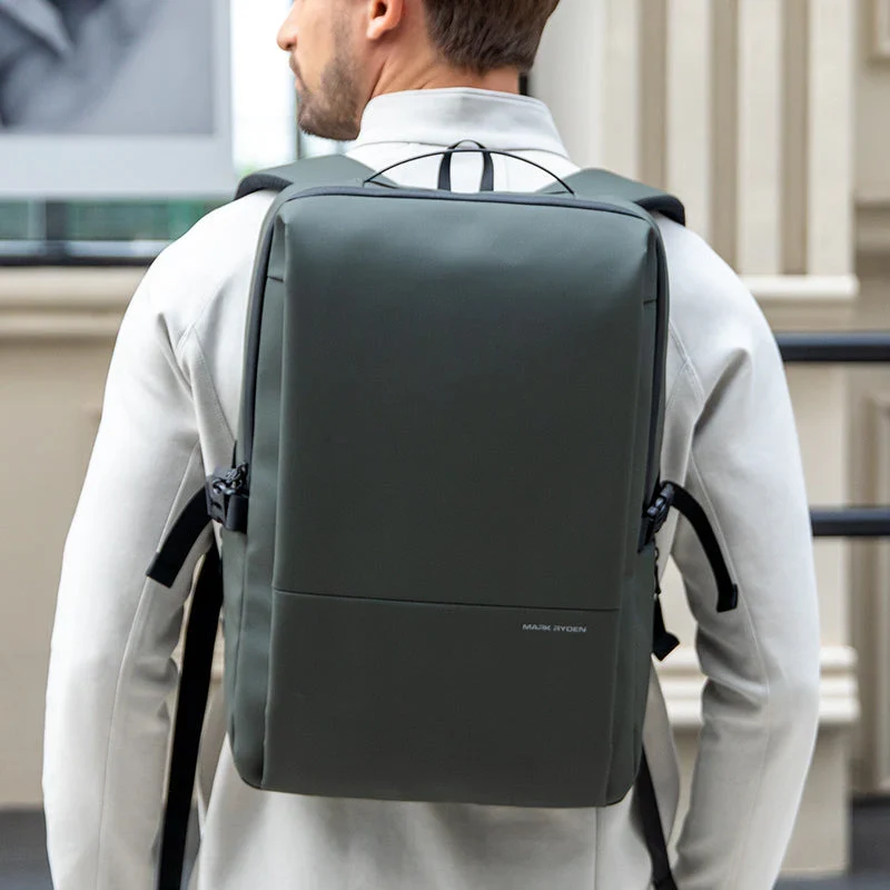 BOSTON: Mochila para portátil de 15.6" para el trabajo y los viajes.