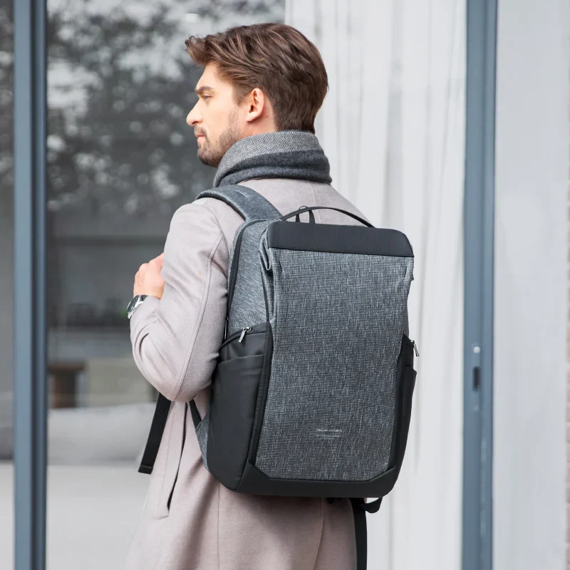 TRAVELER: Mochila para portátil de 17 pulgadas