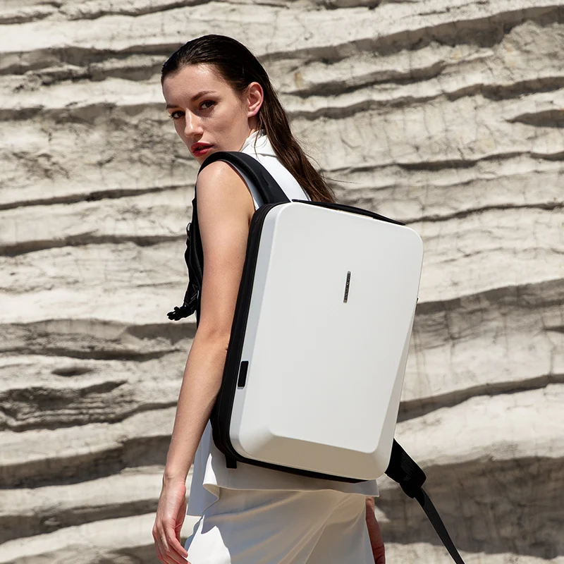 JULIUS: Mochila antirrobo para portátil con cerradura TSA