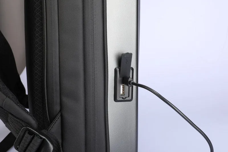 CLAUDIUS: Mochila rígida para portátil con cerradura TSA y puerto USB.
