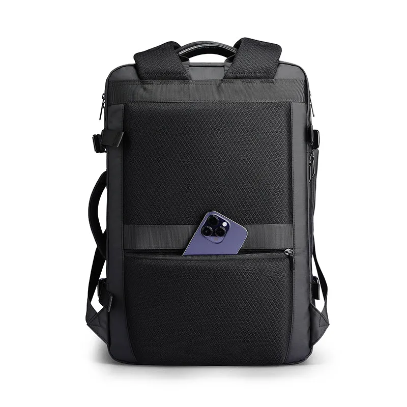 INFINIT EXPANDIBLE: Mochila expandible para portátil de 17" con puerto USB y apertura TSA.