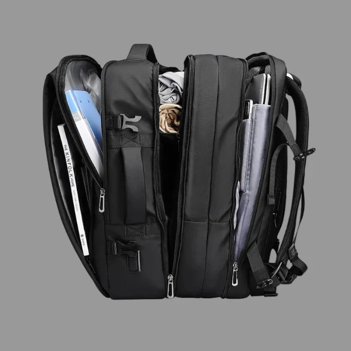INFINIT EXPANDIBLE: Mochila expandible para portátil de 17" con puerto USB y apertura TSA.