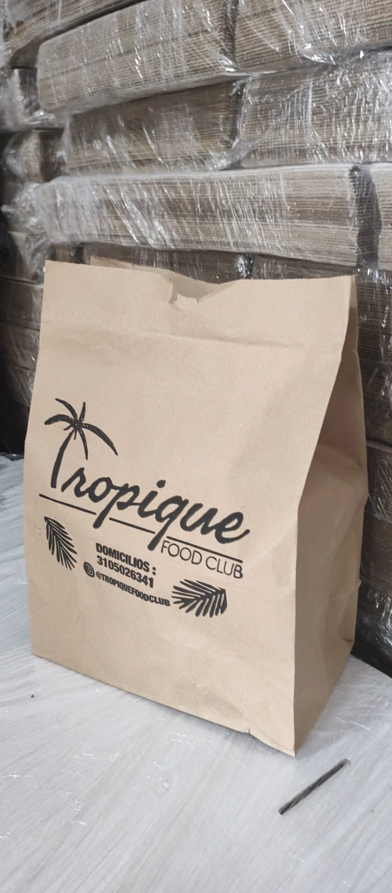 Bolsa Americana Kraft S (22+14x37cm) - (personalizada a 1 tinta - 2 caras)- 1500 unidades