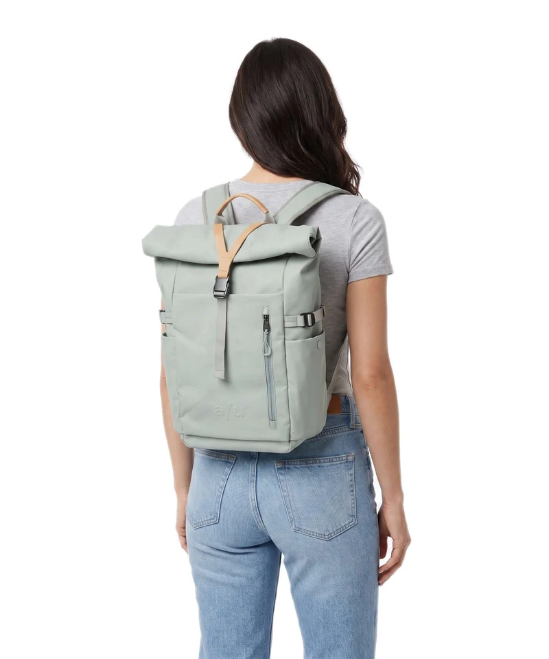 Aunts & Uncles Japan RE Tokachi Mochila roll-top sage green