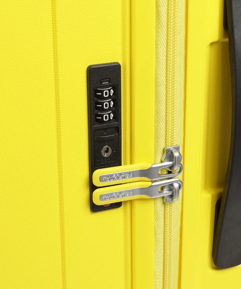 American Tourister Rejoy Maleta con 4 ruedas electric yellow