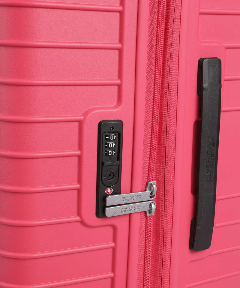 American Tourister Roadrush Juego de maletas (4 ruedas) berry pink