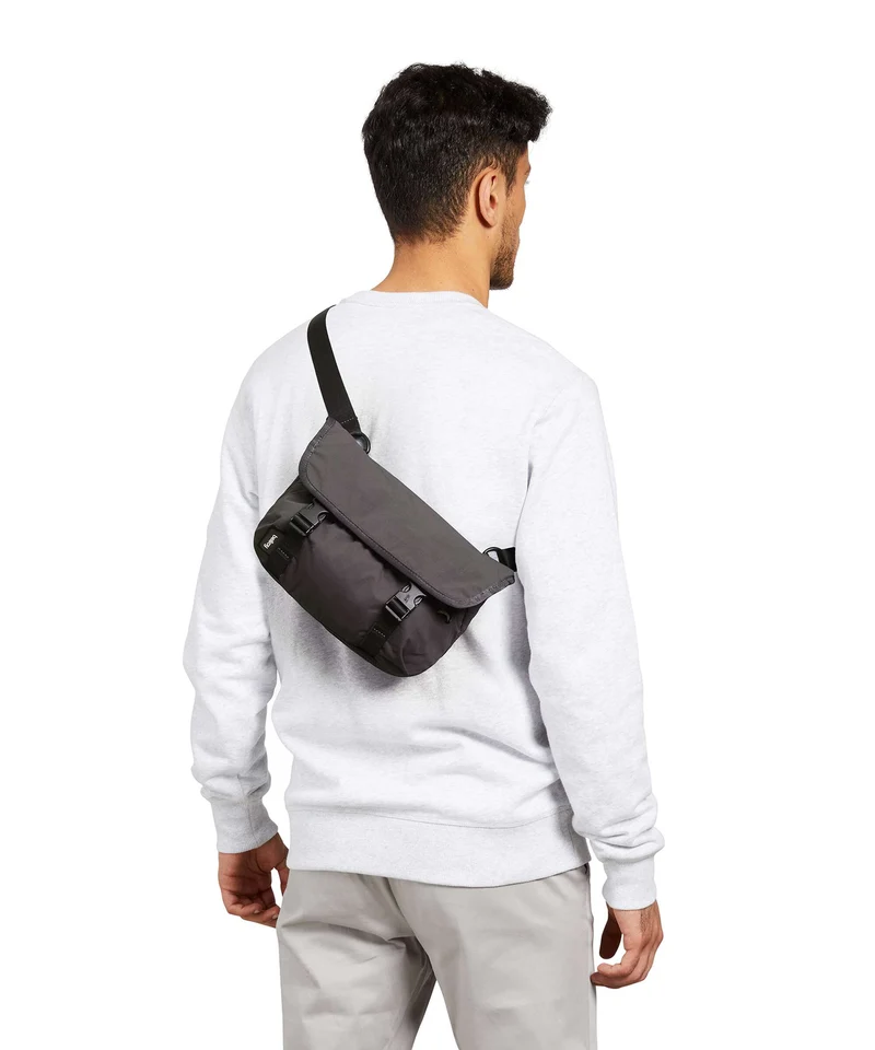 Bellroy Cinch 6 Mini Bolso de mensajero burgundy
