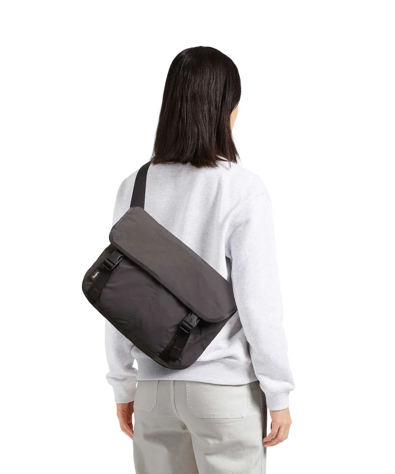 Bellroy Cinch 12 Bolso de mensajero lilachaze