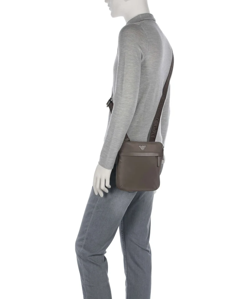 Emporio Armani Recycled Nylon Bandolera major brown