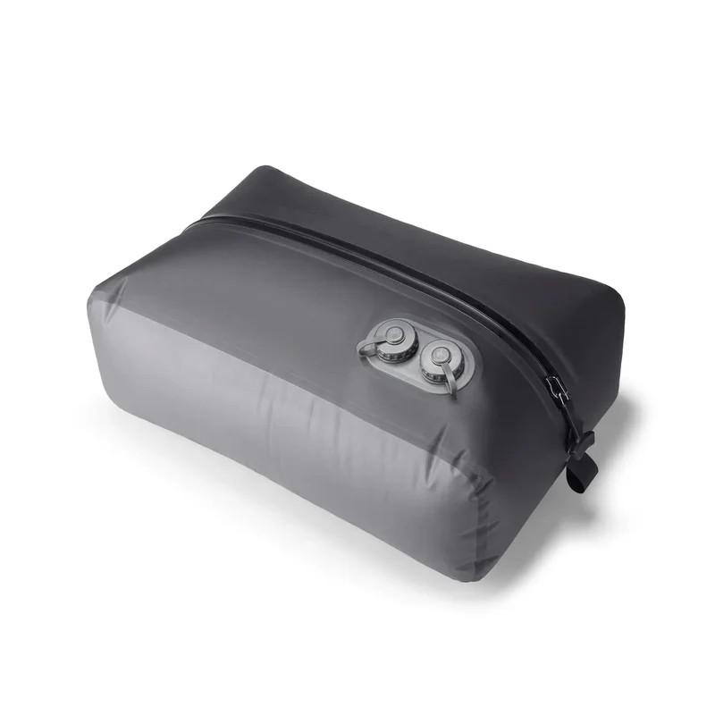 VacSpace Pro: Self-compressing Ziplock Bags Designed for Easy Organization of Clothing