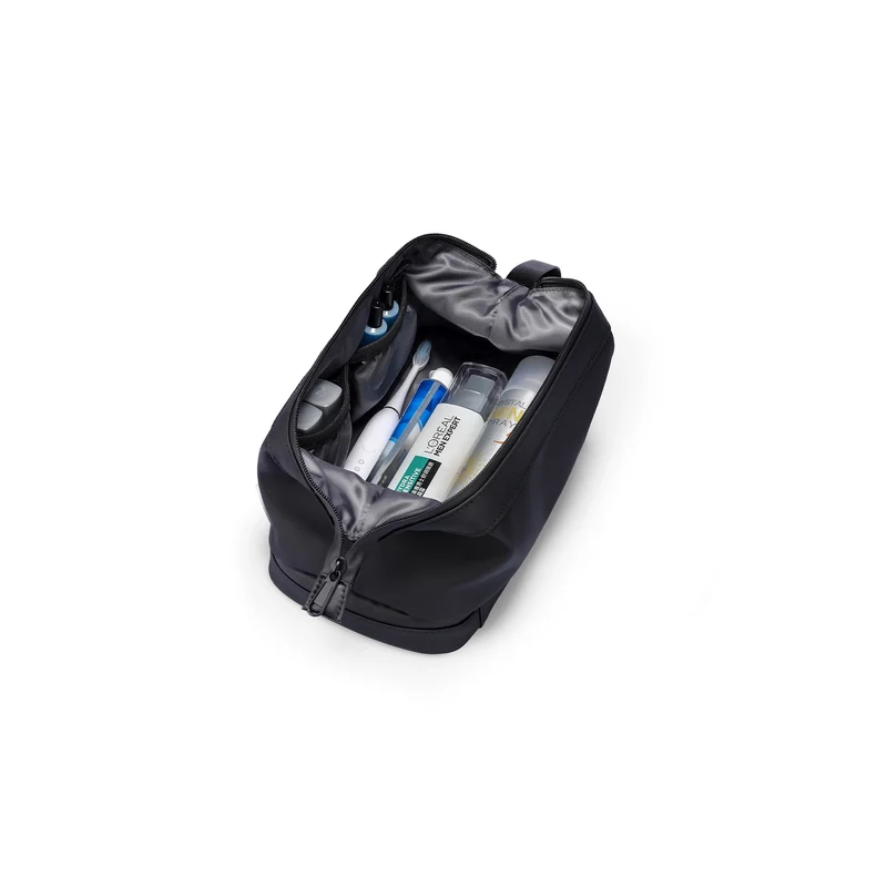 Switchstorage V: Toiletry Bag with Wet and Dry Areas for Modern Travelers