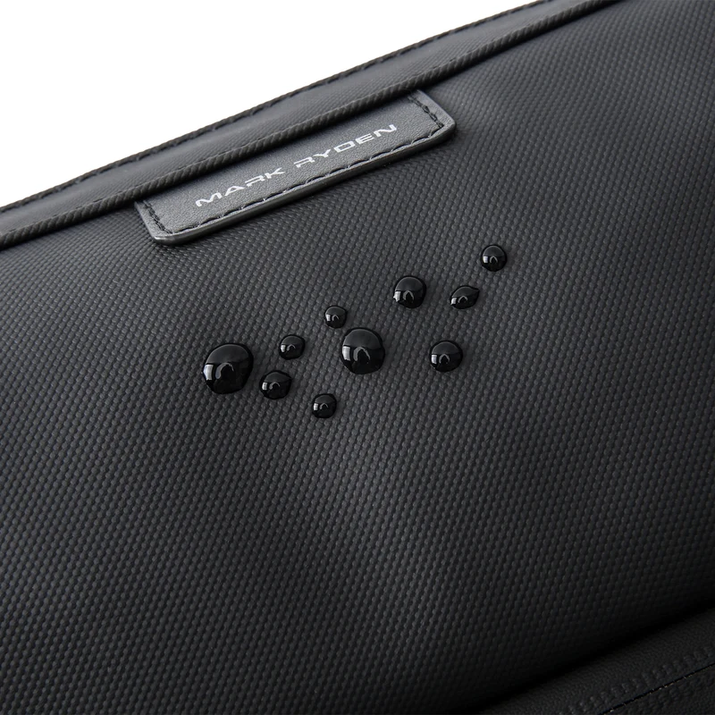 Switchstorage V: Toiletry Bag with Wet and Dry Areas for Modern Travelers