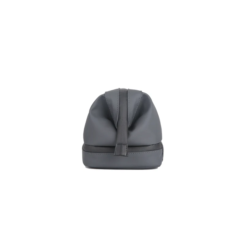 Switchstorage V: Toiletry Bag with Wet and Dry Areas for Modern Travelers