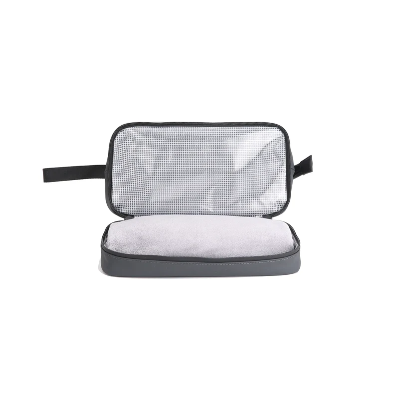 Switchstorage V: Toiletry Bag with Wet and Dry Areas for Modern Travelers