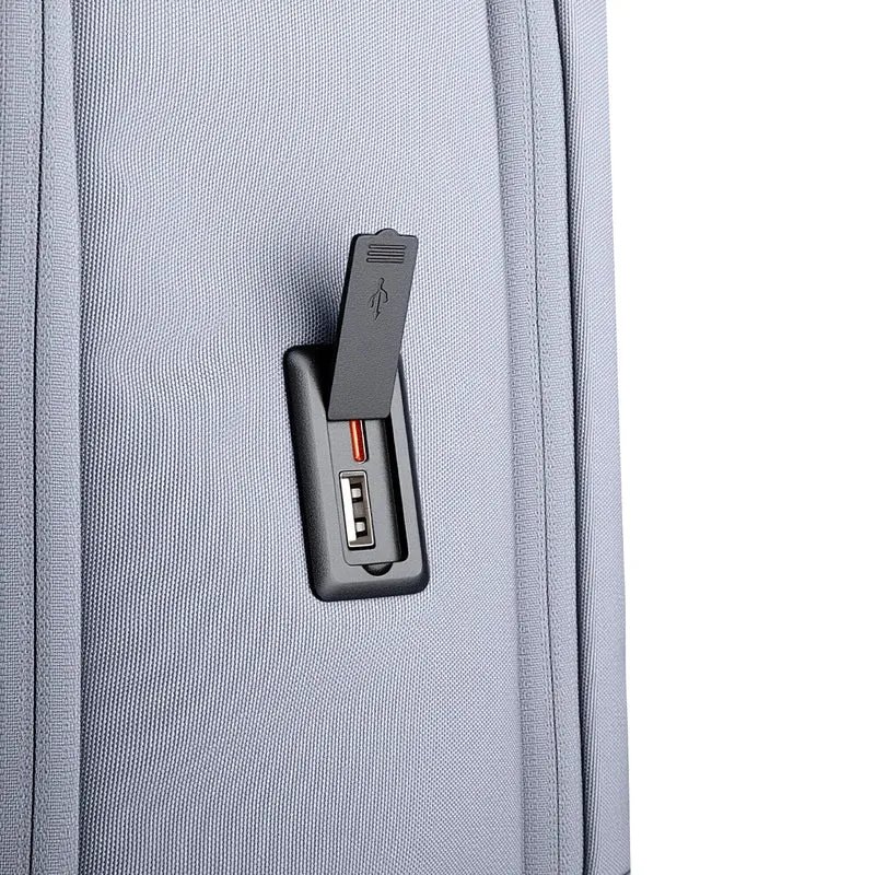 Urbanity: City Commuter Oxford USB Port 17.3 inch Laptop Backpack
