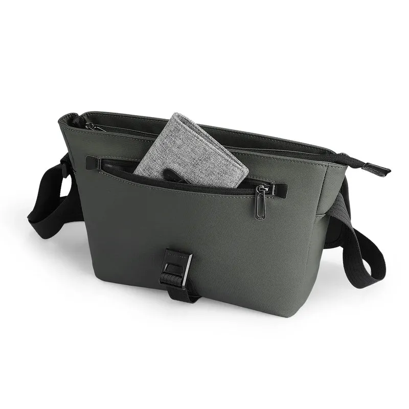 Trendy: Business Casual Travel All-in-One Crossbody Bag