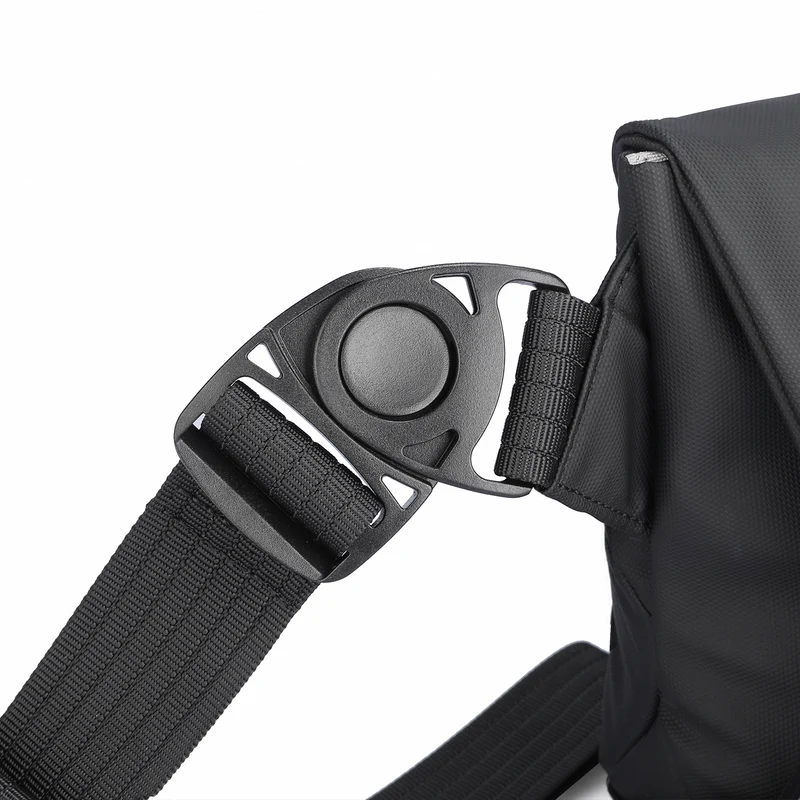 Mailman: Youthful Fashionable Snd Energetic Messenger Bags