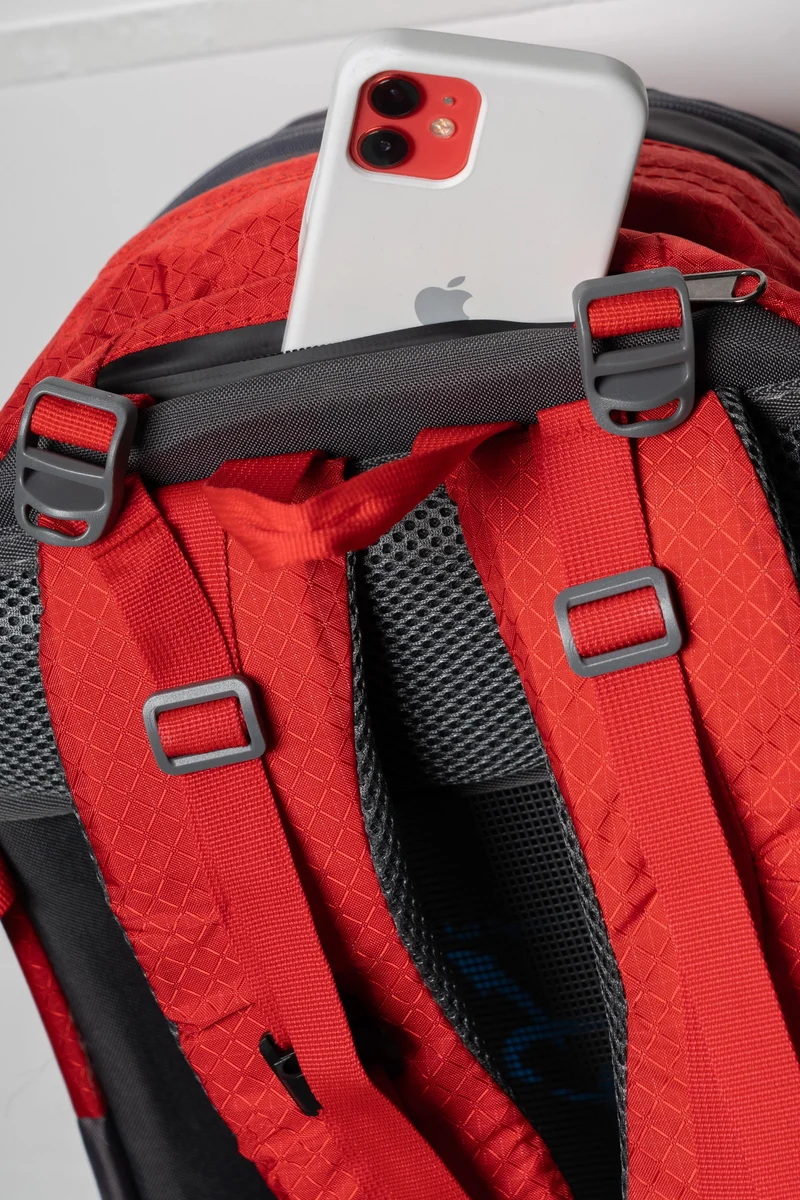 Mochila de Camping y Senderismo 40L – Compacta, Resistente y Lista para la Aventura