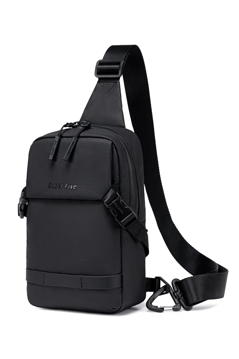 SUPER FIVE FXB00753 | Bandolera impermeable para tablet y accesorios con diseño urbano moderno
