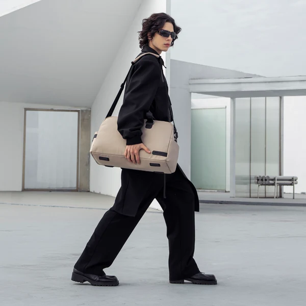 ARCTIC HUNTER LXB00842 | Maleta deportiva tipo Duffle Bag impermeable con estilo ejecutivo